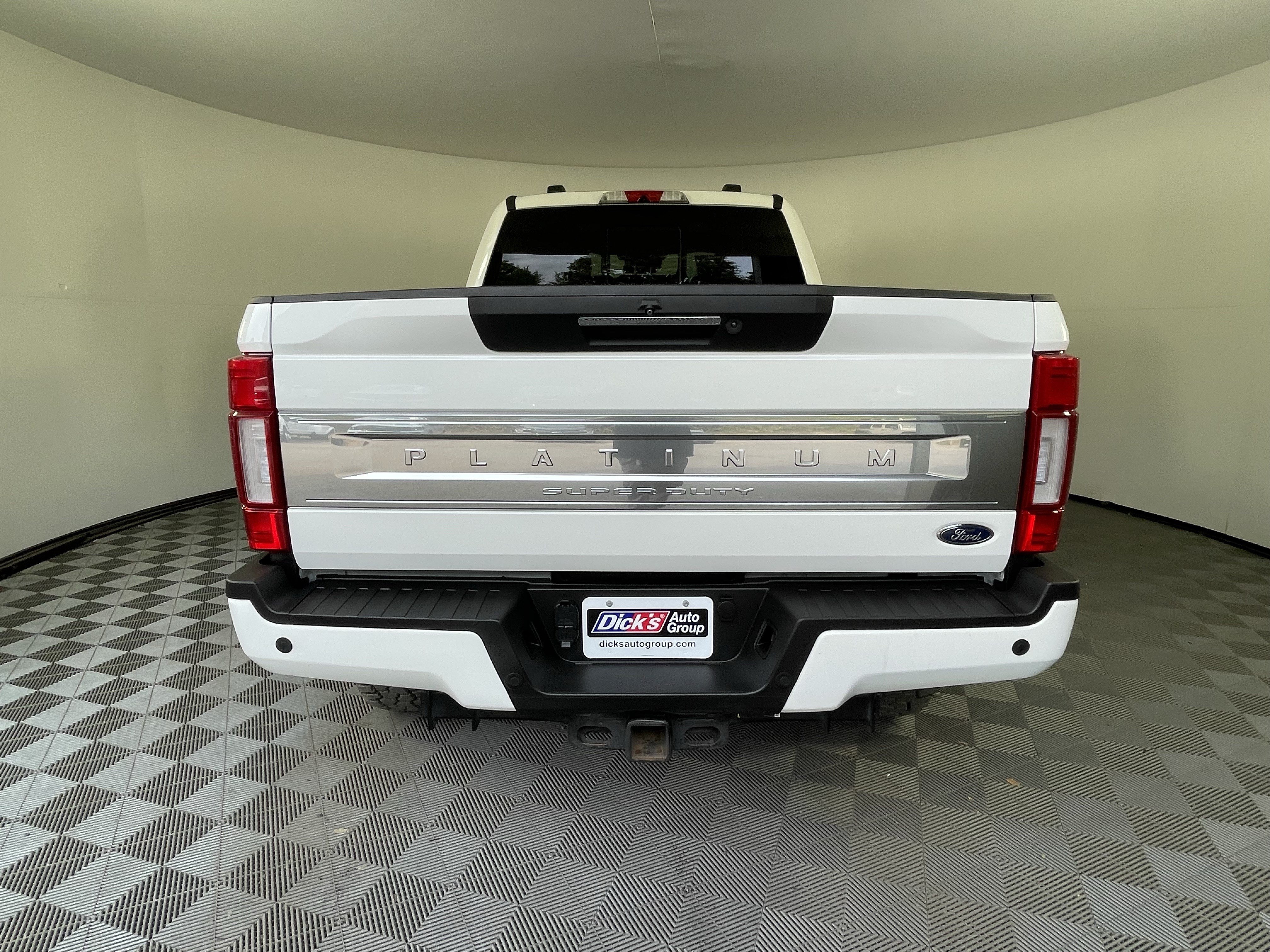 Used 2022 Ford F350 Platinum w/ Tremor Off-Road Package AWD/4WD image 4