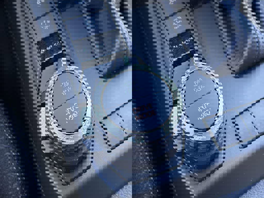 Used 2025 Toyota 4Runner SR5 image 16