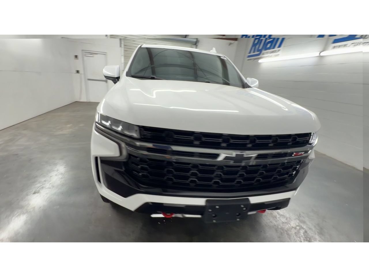 Used 2021 Chevrolet Tahoe Z71 AWD/4WD image 3