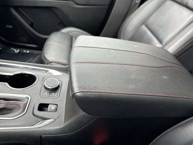 Used 2023 Chevrolet Traverse RS AWD/4WD image 21