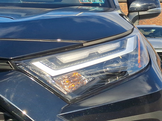 Used 2024 Toyota RAV4 XLE image 8