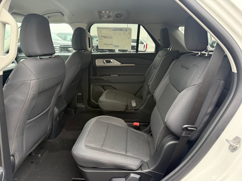 New 2026 Ford Explorer Active image 9