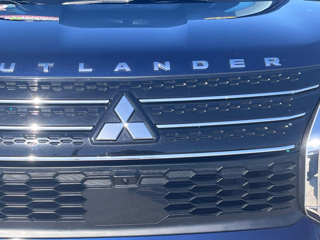 Used 2024 Mitsubishi Outlander SEL image 9