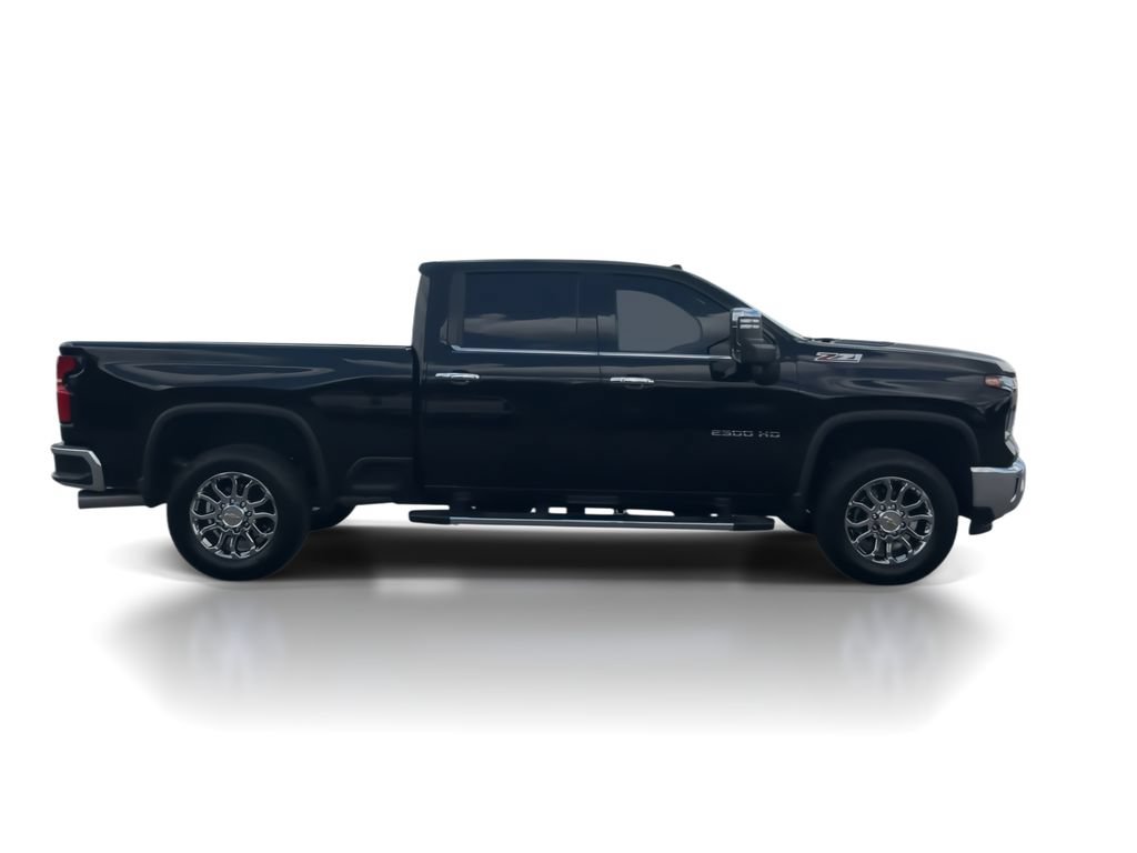 Used 2026 Chevrolet Silverado 2500 LTZ w/ LTZ Premium Package AWD/4WD image 9
