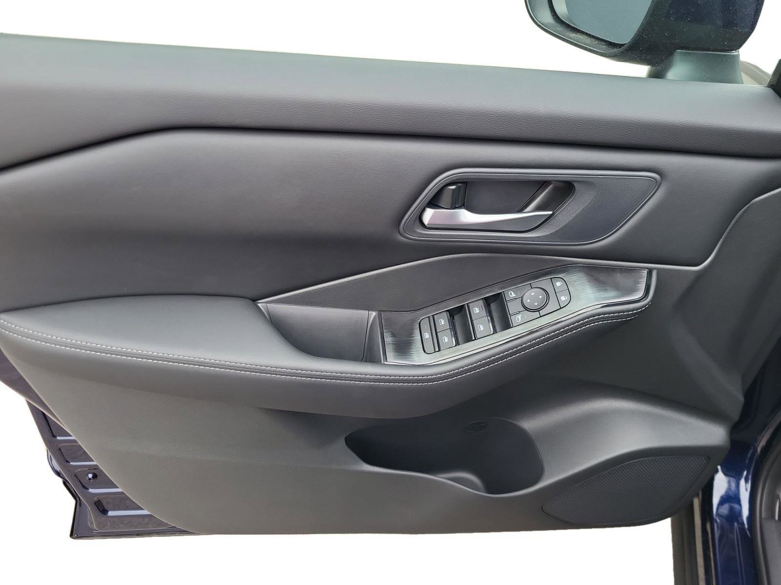 New 2026 Nissan Rogue SV w/ Cold Weather Package image 9