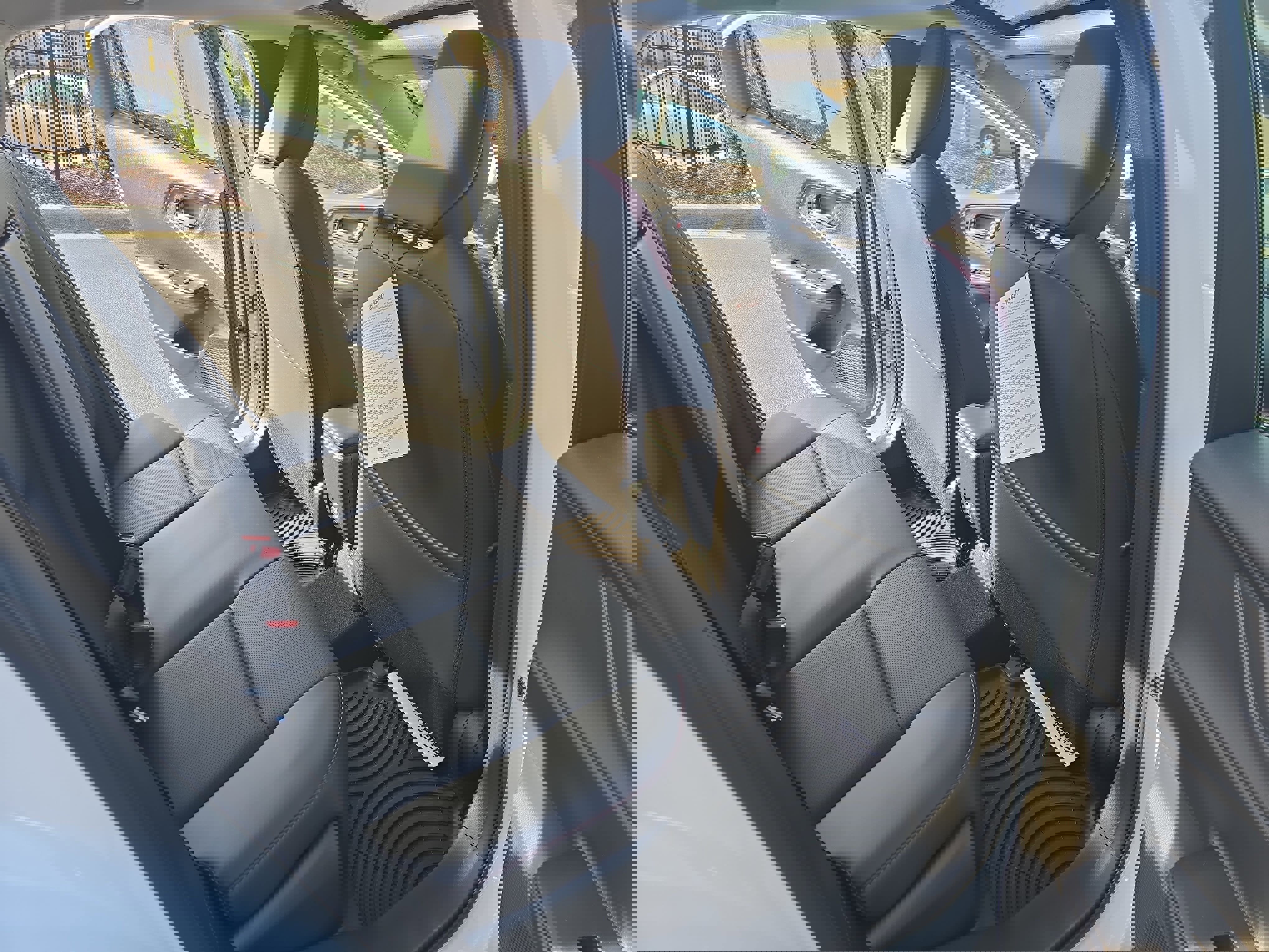 Used 2024 Toyota Prius Prime Premium image 11