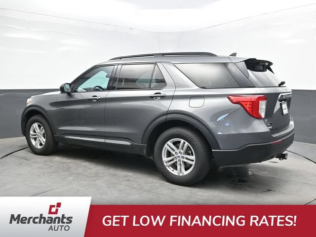Used 2023 Ford Explorer XLT AWD/4WD image 4