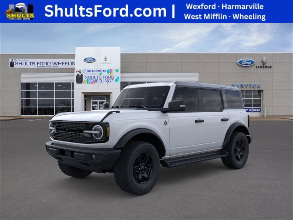 New 2025 Ford Bronco Outer Banks w/ Black Appearance Package