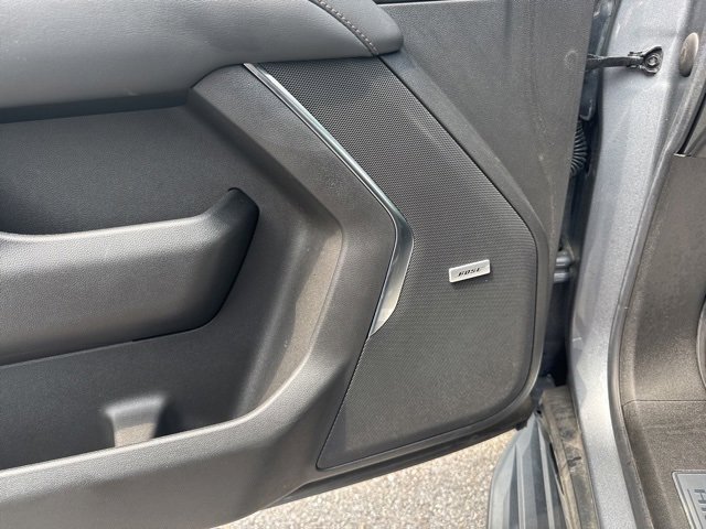 Used 2022 Chevrolet Suburban High Country image 13