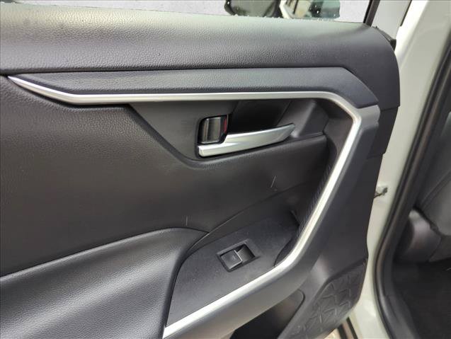 Certified 2025 Toyota RAV4 XLE FWD image 12
