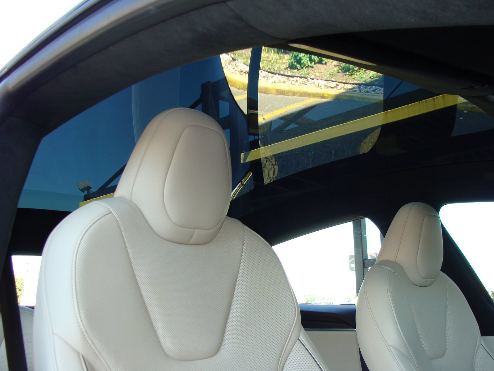 Used 2023 Tesla Model S Plaid AWD/4WD image 25