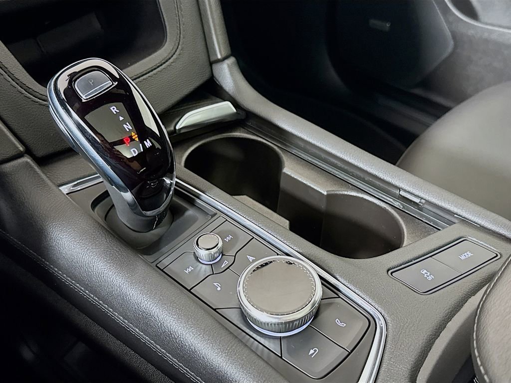 Used 2024 Cadillac XT5 Sportv image 16