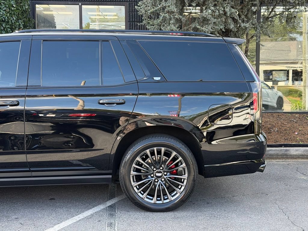 Used 2023 Cadillac Escalade V AWD/4WD image 11