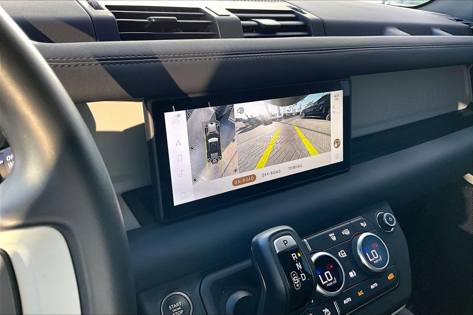 Used 2024 Land Rover Defender 110 S image 21