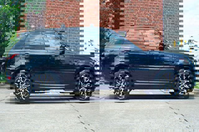 Used 2021 Land Rover Range Rover Sport HSE Silver Edition AWD/4WD image 4