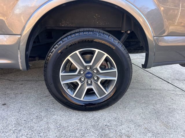 Used 2016 Ford F150 XLT w/ Equipment Group 302A Luxury image 32