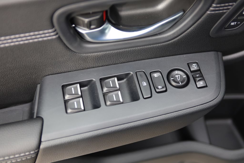 New 2026 Honda Pilot Touring image 11