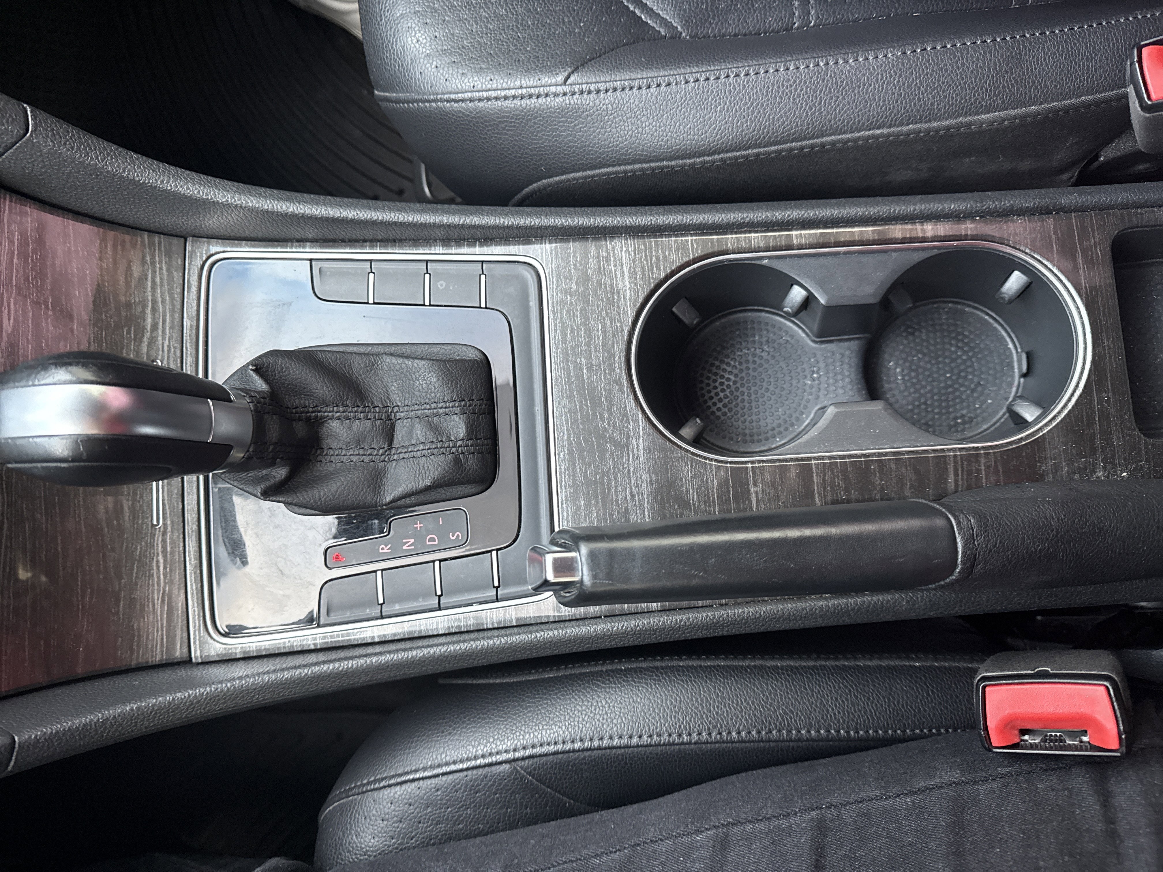 Used 2016 Volkswagen Passat 1.8T SE image 13