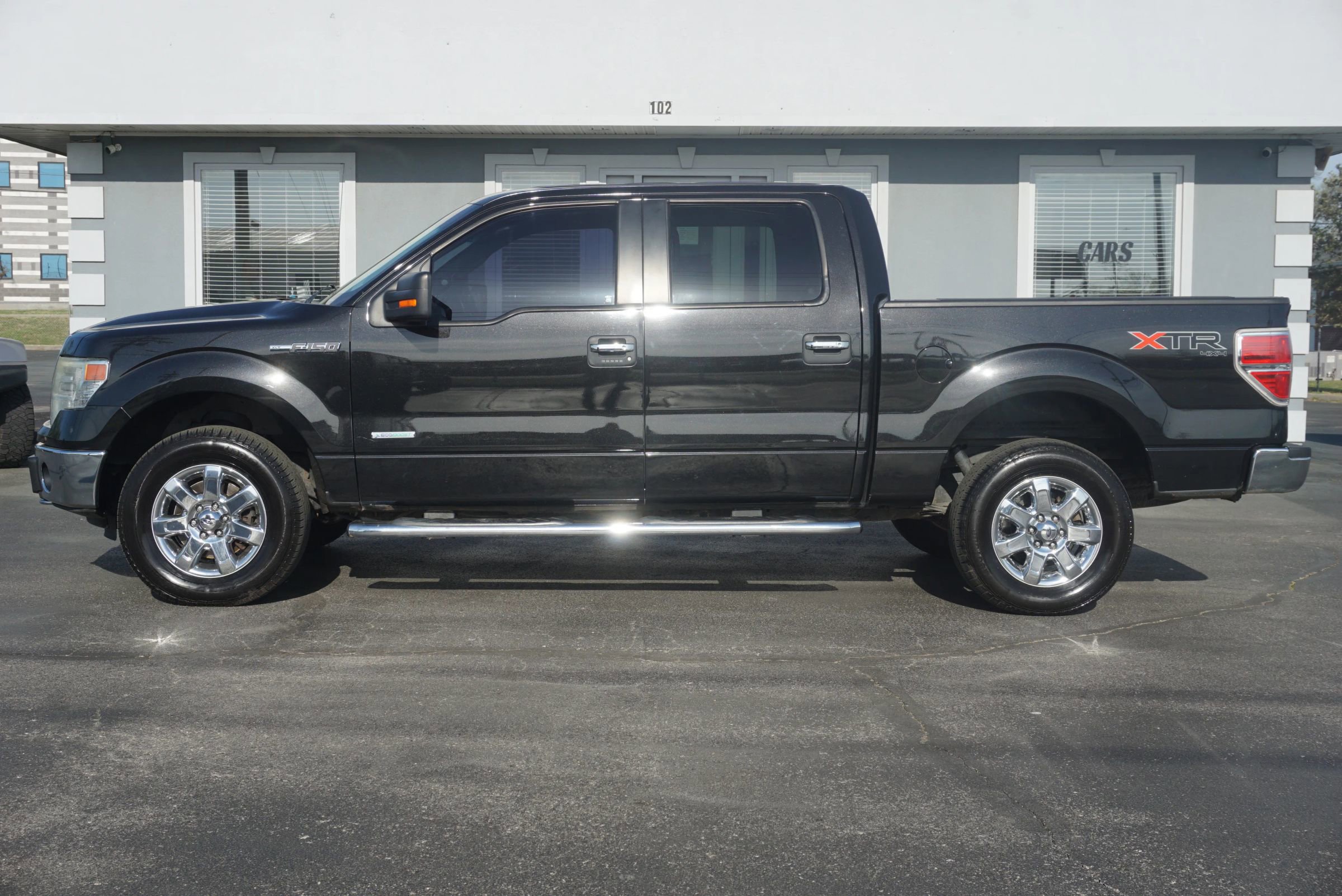 Used 2014 Ford F150 XLT w/ Equipment Group 302A Luxury image 12