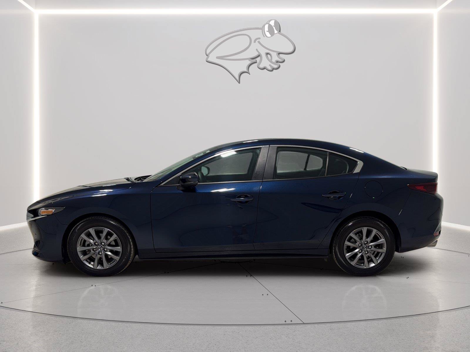 Used 2025 MAZDA MAZDA3 s FWD image 2