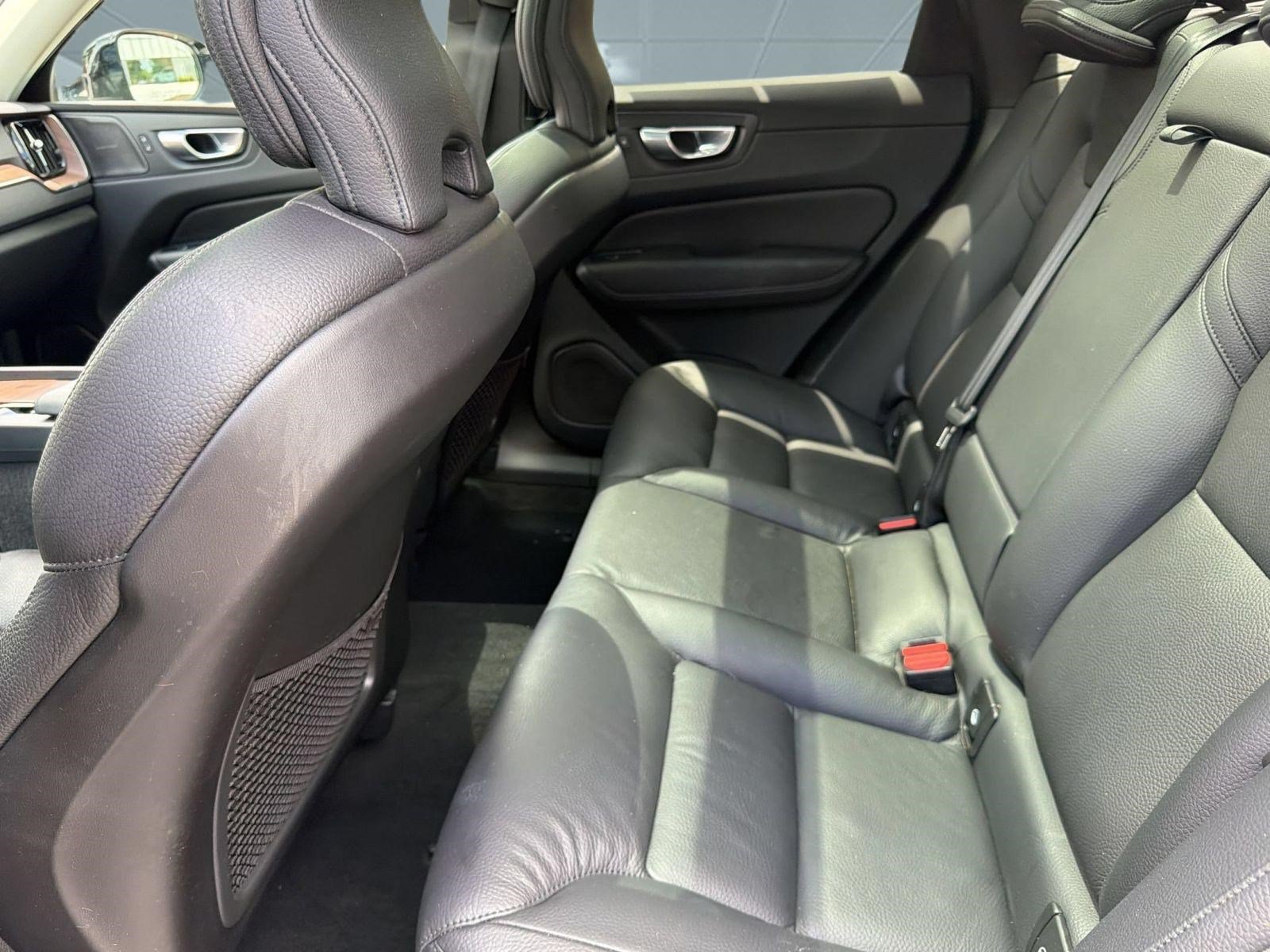 Certified 2024 Volvo XC60 B5 Plus w/ Protection Package Premier AWD/4WD image 22