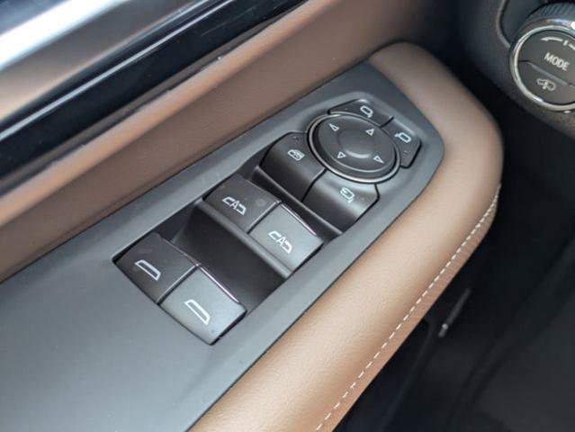 New 2026 Chevrolet Suburban High Country image 27