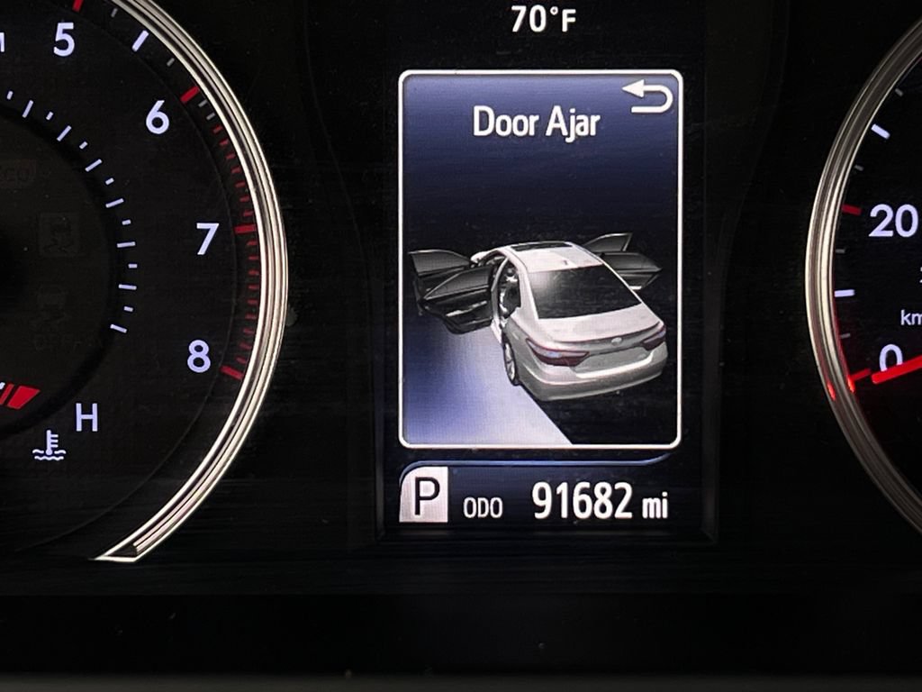 Used 2016 Toyota Camry SE FWD image 17
