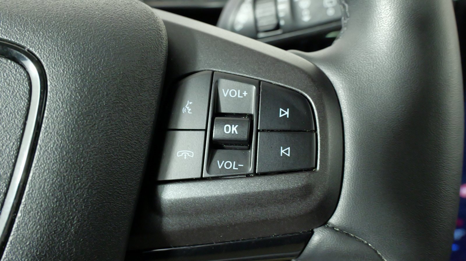 Used 2022 Ford Mustang Mach-E Premium image 45