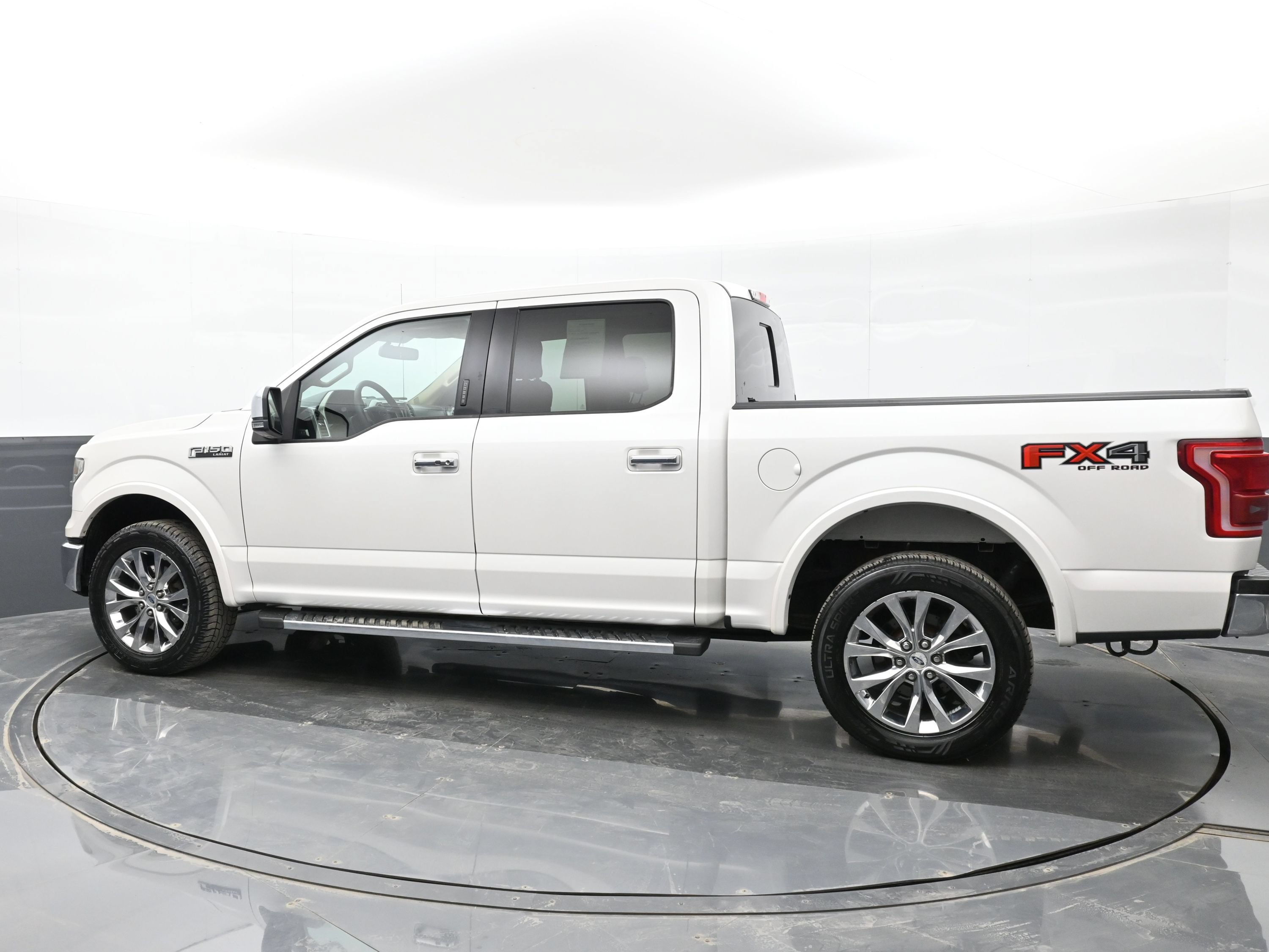 Used 2016 Ford F150 Lariat AWD/4WD image 3