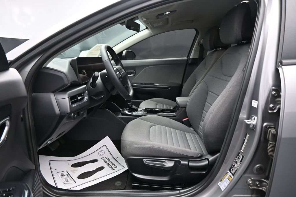 Used 2025 Kia K4 EX FWD image 9