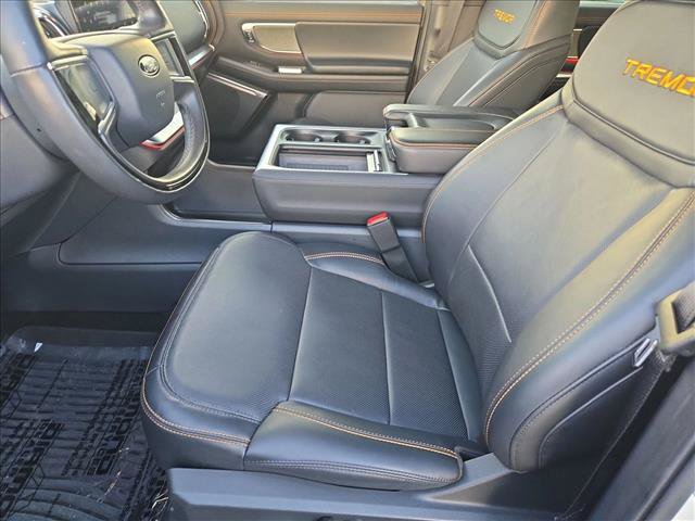 Used 2025 Ford Expedition Tremor AWD/4WD image 16