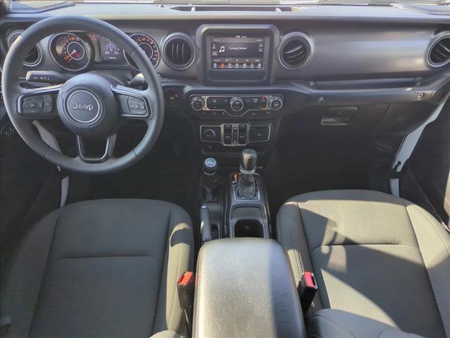 Used 2023 Jeep Gladiator Sport image 21