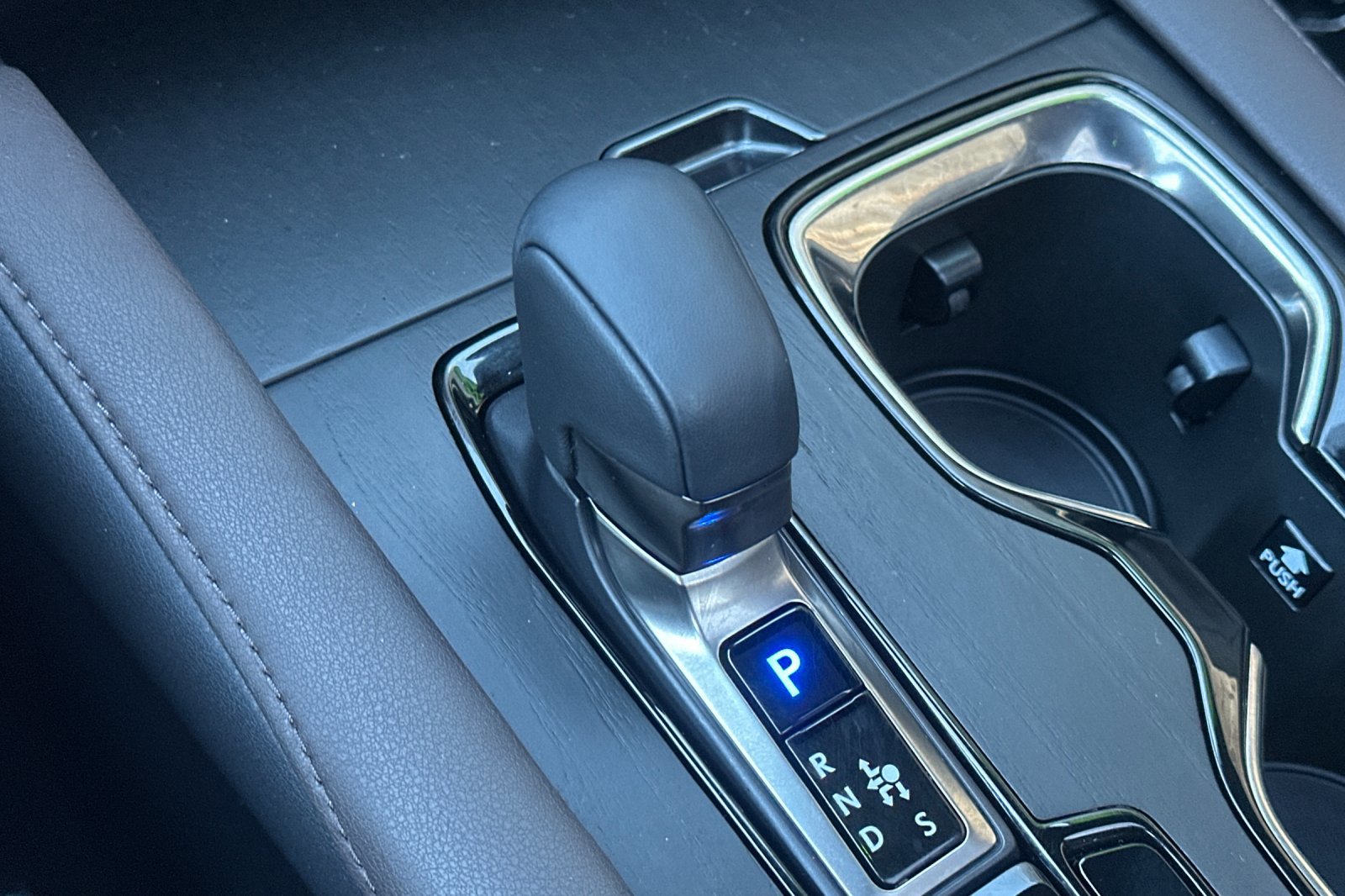 Used 2023 Lexus RX 350h image 21