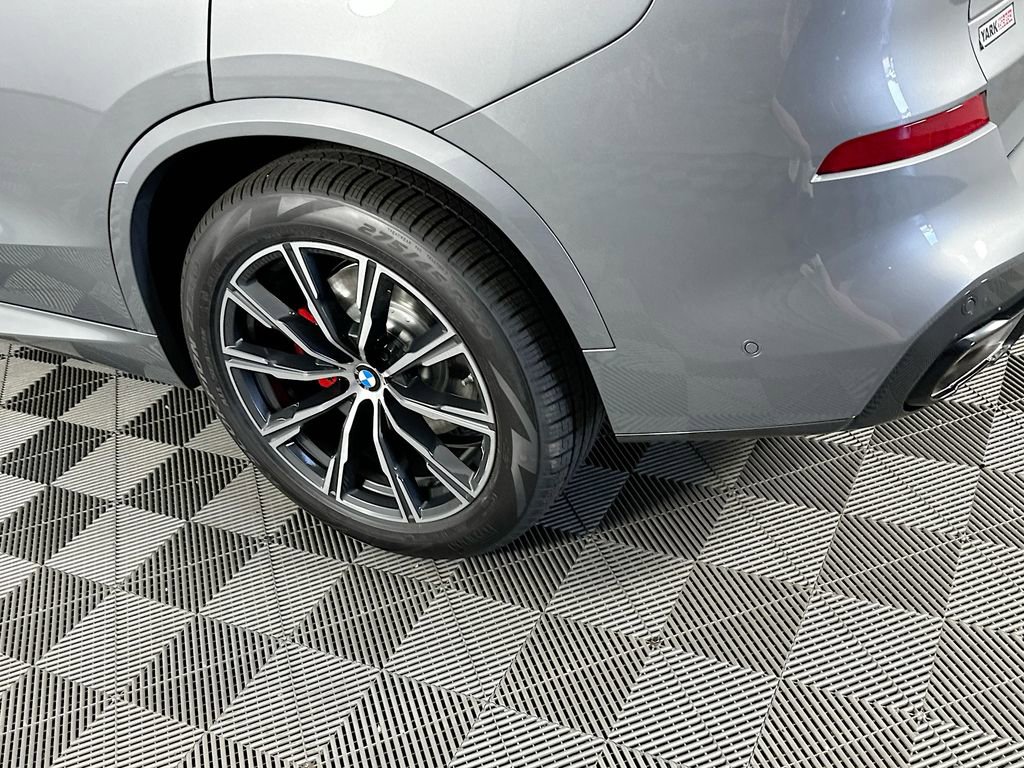 New 2026 BMW X5 xDrive40i w/ M Sport Package image 39