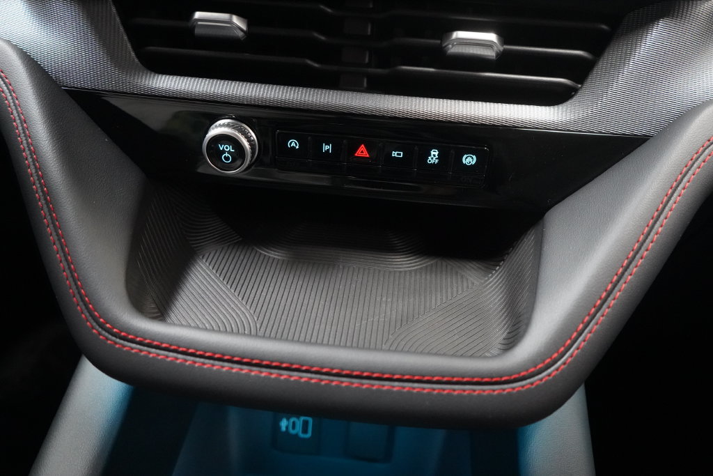 New 2027 Ford Explorer ST-Line w/ Premium Package RWD image 40