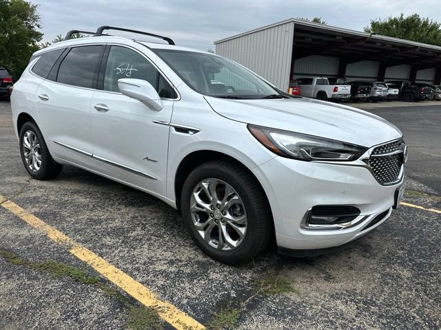 Used 2020 Buick Enclave Avenir w/ Avenir Technology Package AWD/4WD image 2