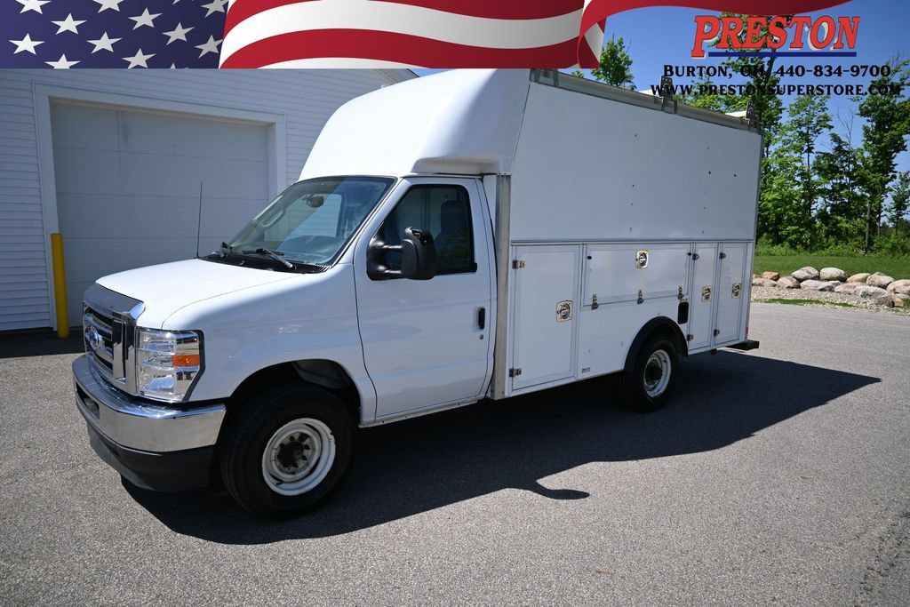 Used 2022 Ford E-350 and Econoline 350 Super Duty w/ Power Windows & Locks Group RWD image 1