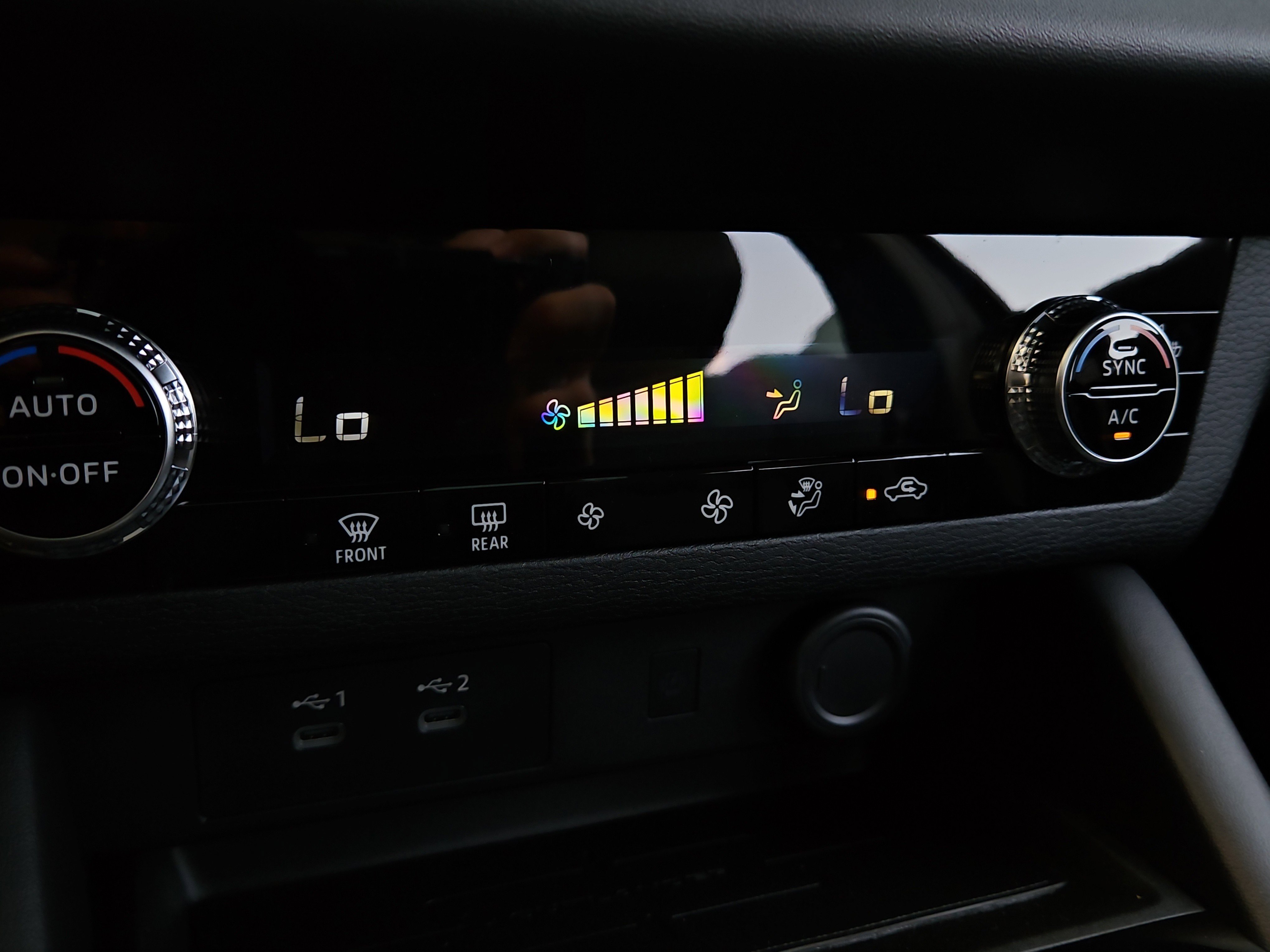 New 2025 Mitsubishi Outlander SE image 16