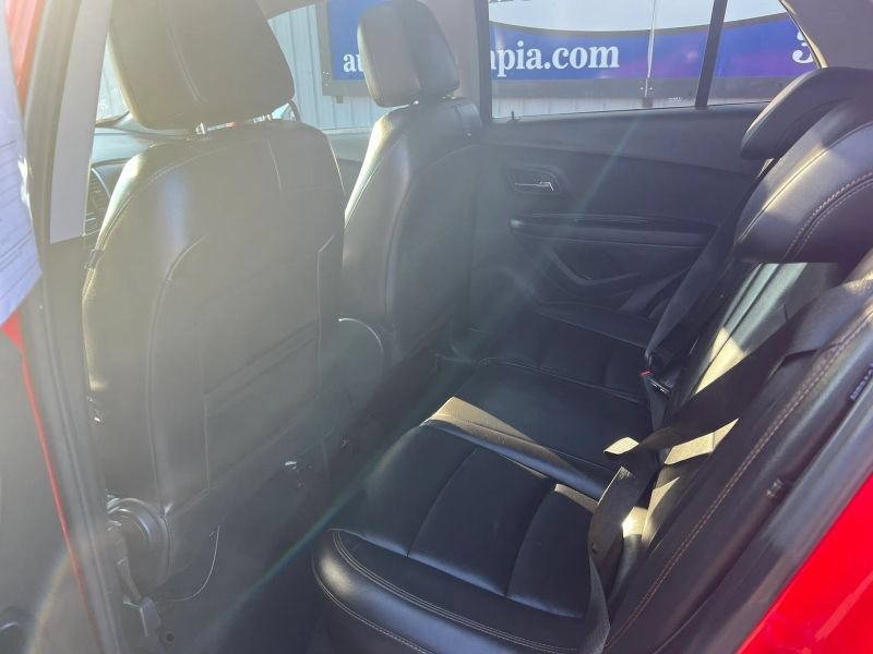 Used 2017 Chevrolet Trax Premier w/ Driver Confidence II Package FWD image 15