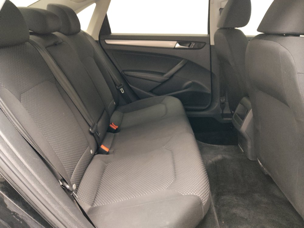 Used 2015 Volkswagen Passat 1.8T S FWD image 19