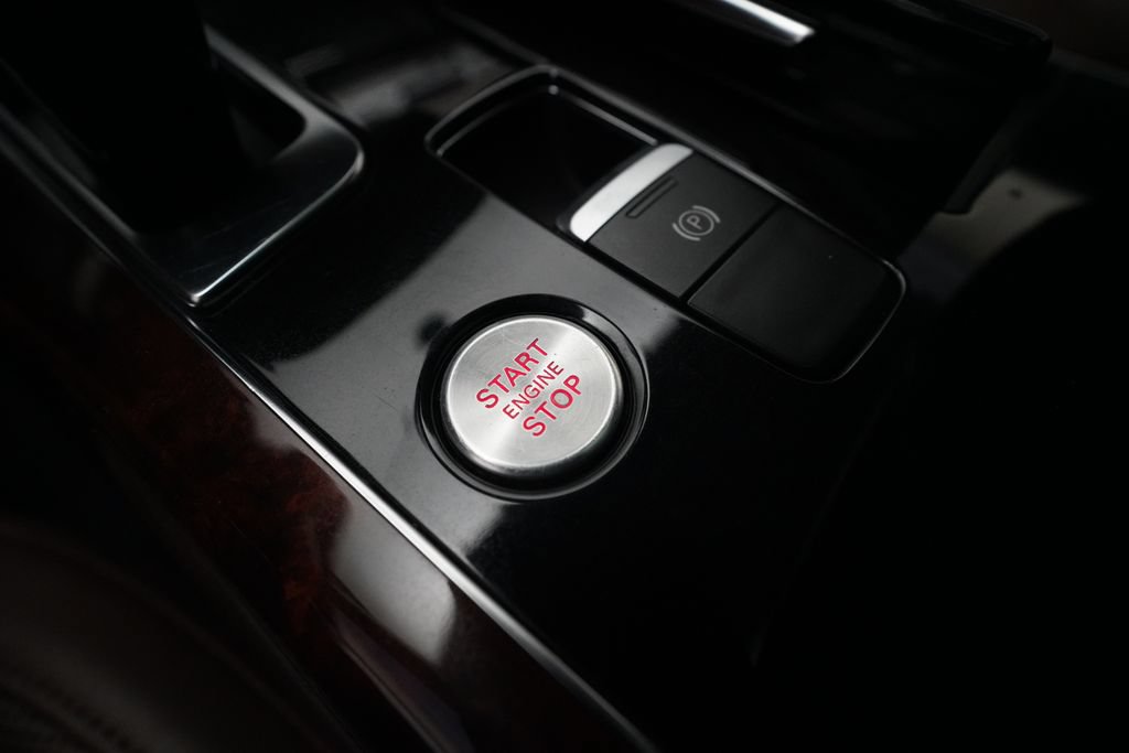 Used 2014 Audi A8 L TDI w/ Premium Package AWD/4WD image 32