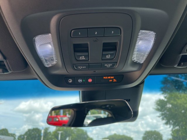 New 2025 Cadillac CT4 Premium Luxury image 27