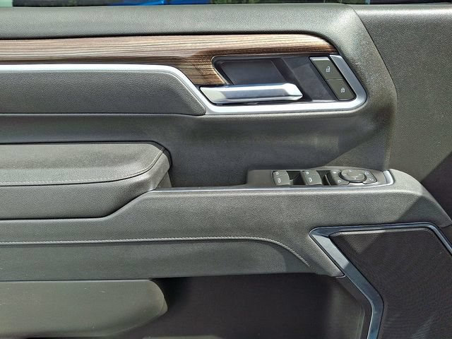Used 2025 Chevrolet Silverado 2500 LT w/ Trail Boss Package AWD/4WD image 12