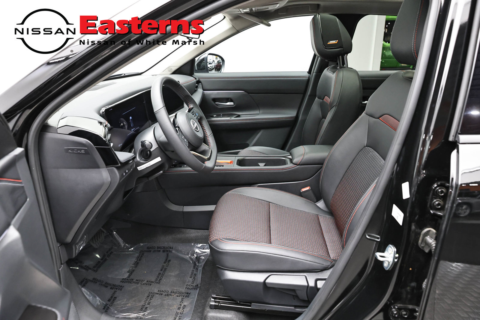 Used 2026 Nissan Kicks SR w/ SR Premium Package AWD/4WD image 14