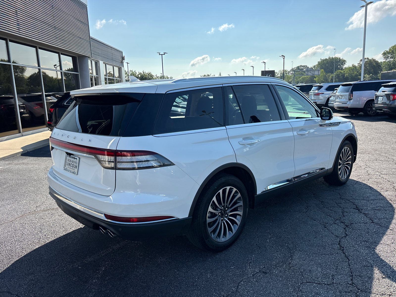 Certified 2022 Lincoln Aviator Reserve w/ Elements Package Plus AWD/4WD image 7