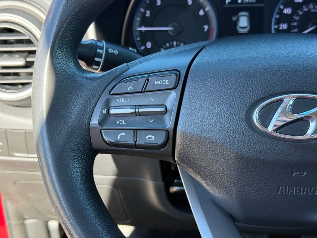 Used 2021 Hyundai Kona SE image 15