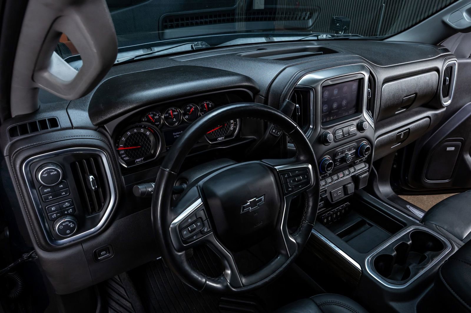 Used 2020 Chevrolet Silverado 1500 RST w/ All-Star Edition AWD/4WD image 14