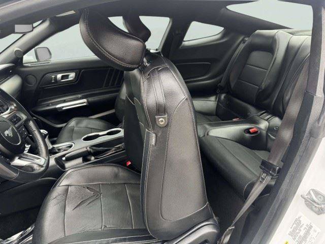 Used 2018 Ford Mustang Premium RWD image 34
