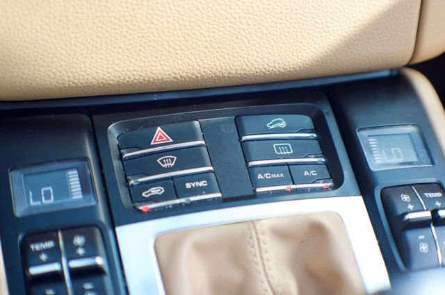 Used 2016 Porsche Macan S image 27