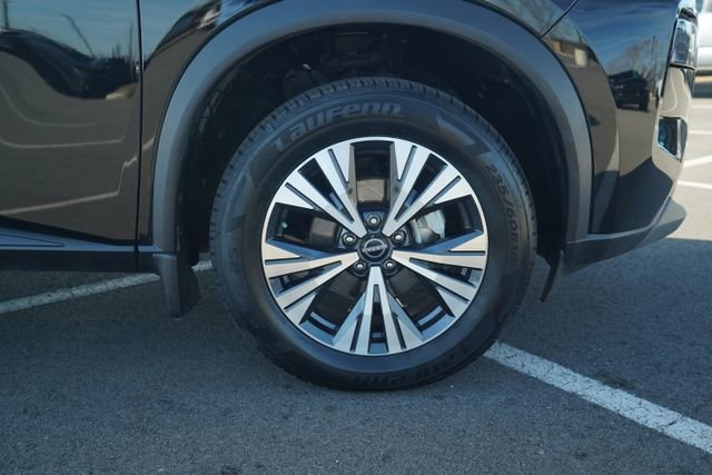 Used 2023 Nissan Rogue SV image 42